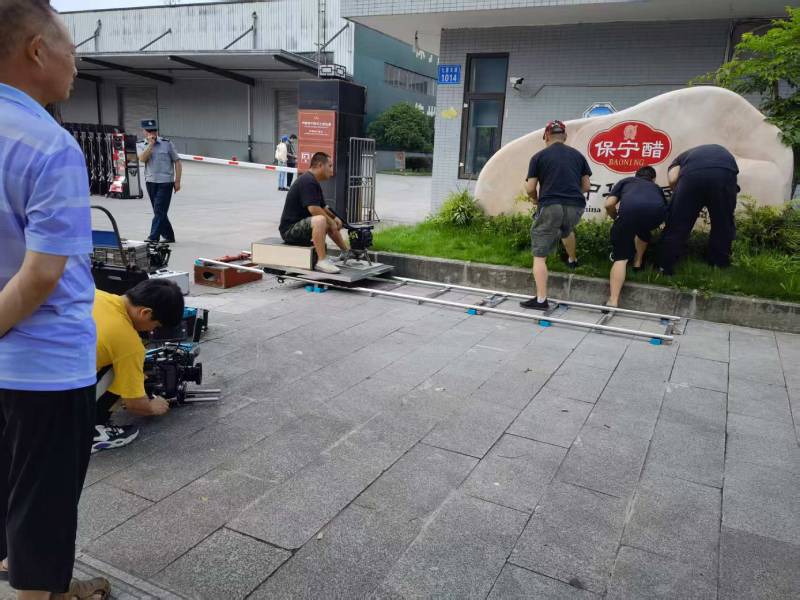 巫山广告片拍摄公司核心优势：全流程服务，让品牌广告片省心更出彩